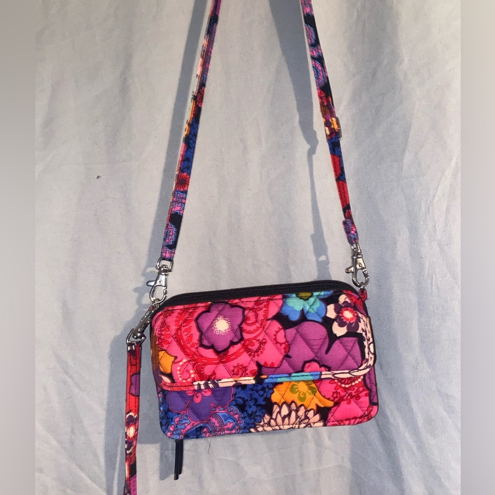 multicolor change wallet - Picture 1 of 5